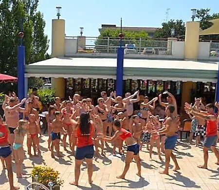 Gracious 3 Flat With Pool Ξενοδοχείο 3*